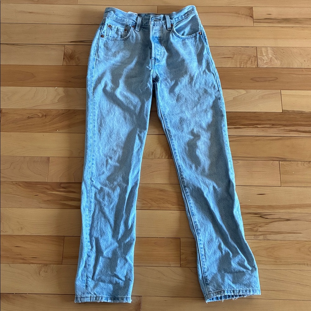 Levi's 501 blue jeans